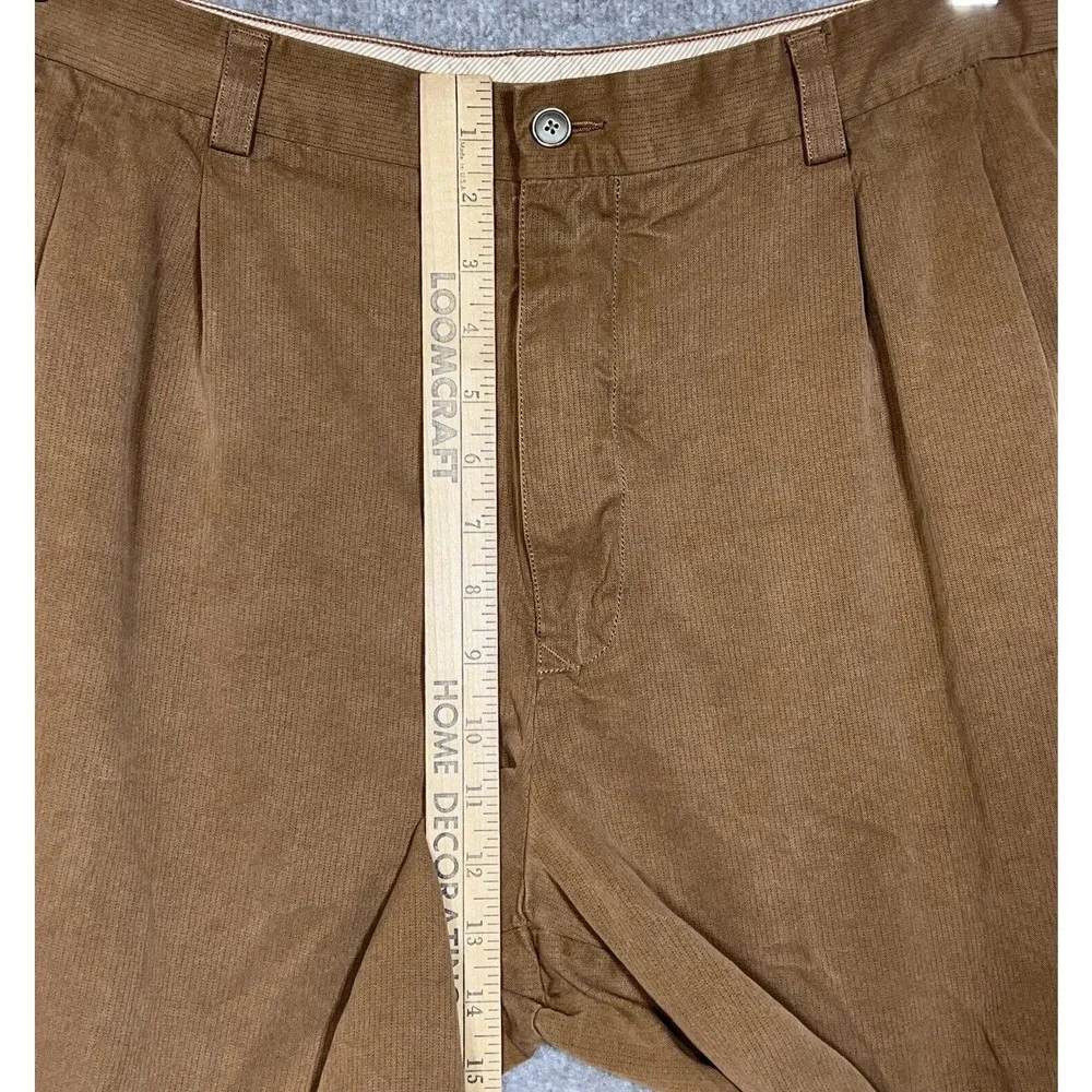 Tommy Bahama Silk Chino Shorts Mens Size‎ 40 Brown Pockets Pleated